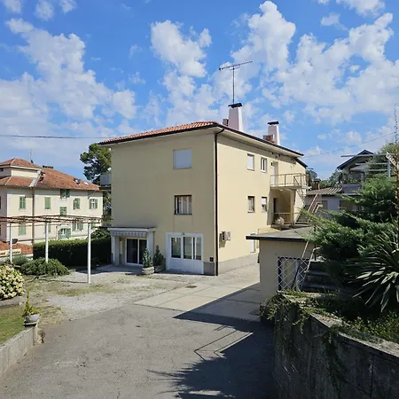 Bela Apartment *