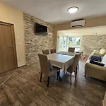 Bela Apartment *