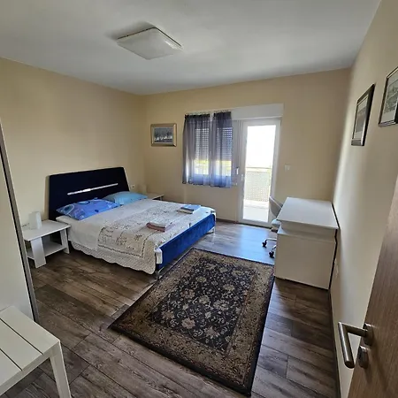 Apartment Bela Lovran